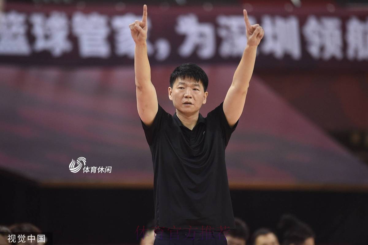 山东男篮分享邱彪采访片段:感谢球员的坚守,胜利属于每一个人 山东男篮分享邱彪采访片段:感谢球员的坚守,胜利属于每一个人